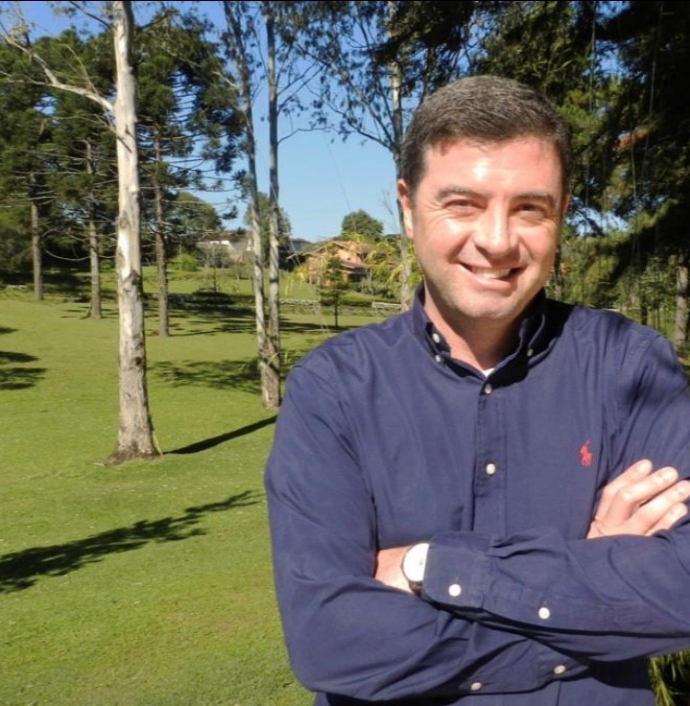 A PROXIMIDADE DO VERÃO E OS RISCOS DAS DIETAS MILAGROSAS